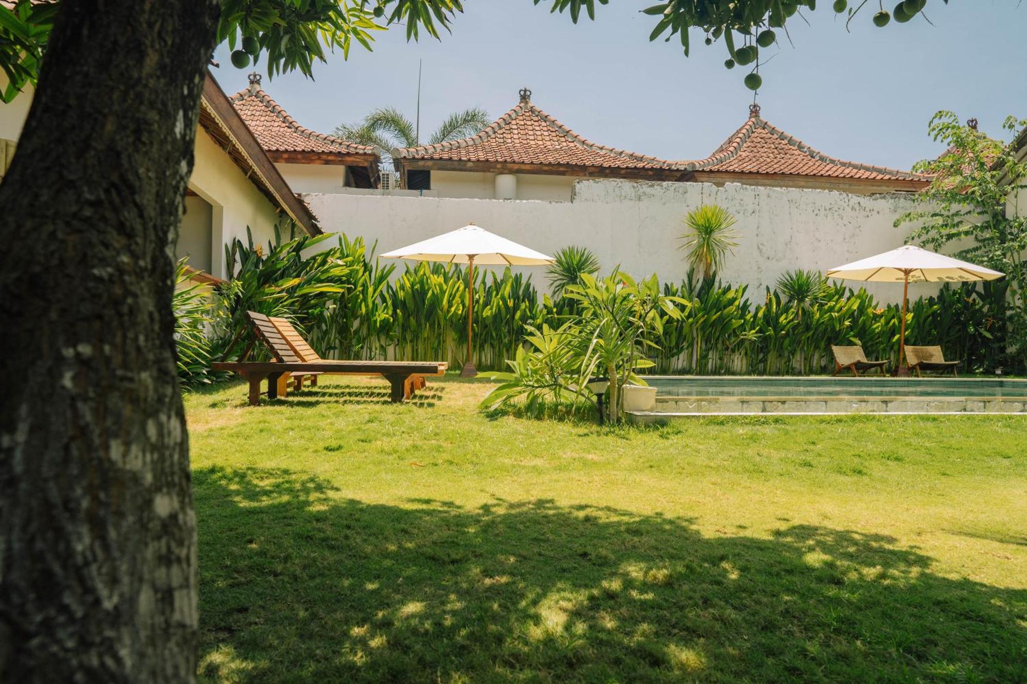 The Confidential Mandalika Hotel Kuta  ภายนอก รูปภาพ
