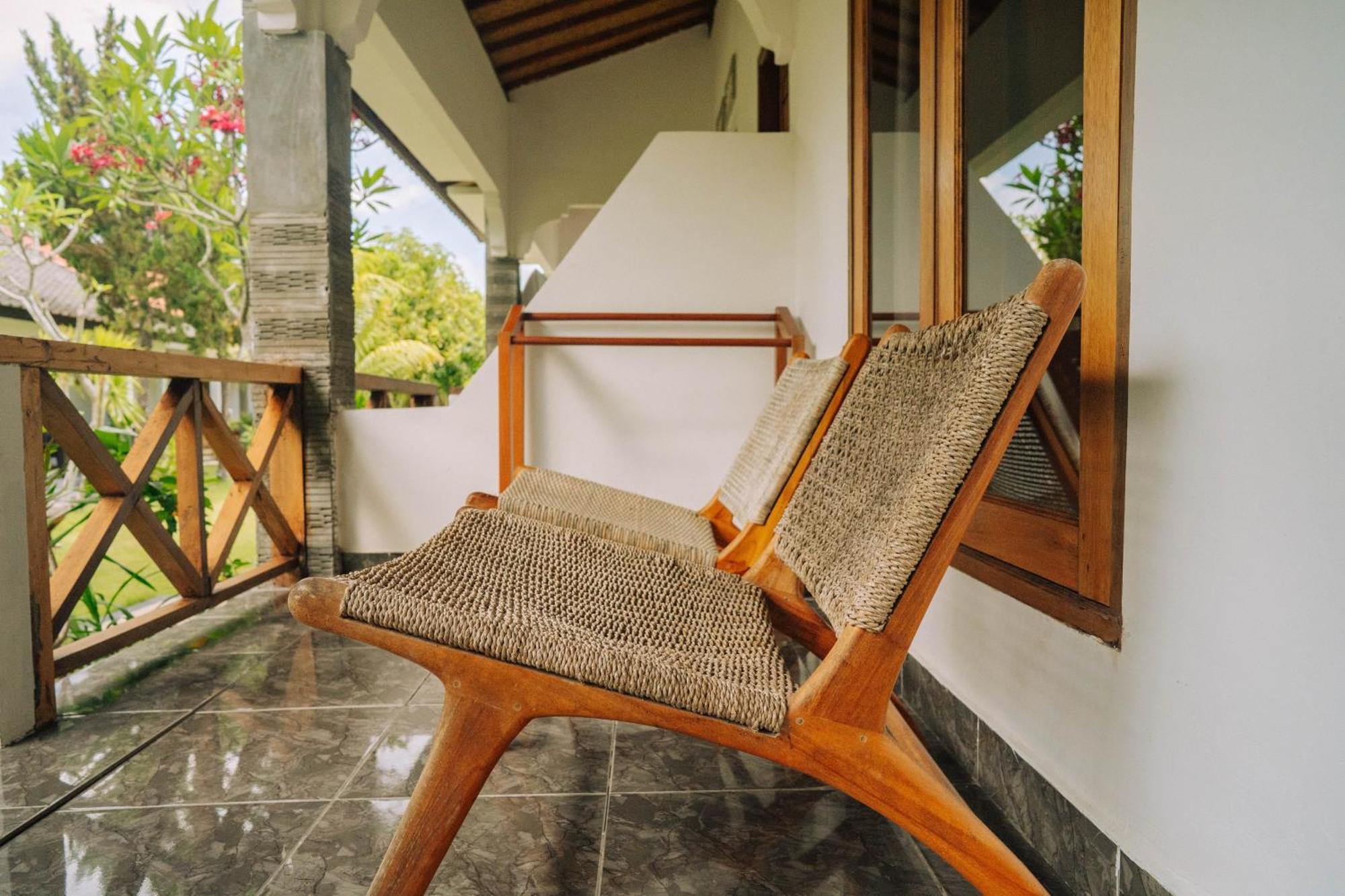 The Confidential Mandalika Hotel Kuta  ภายนอก รูปภาพ