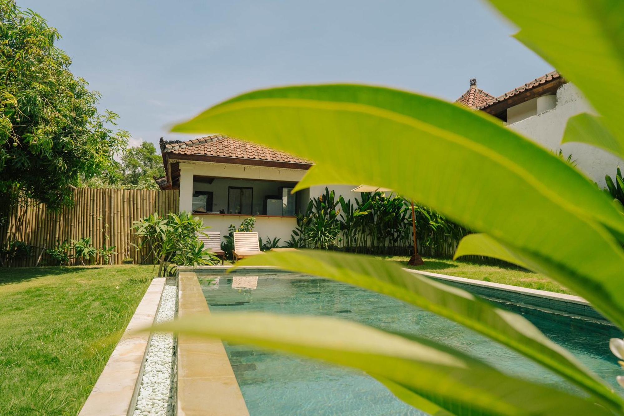 The Confidential Mandalika Hotel Kuta  ภายนอก รูปภาพ